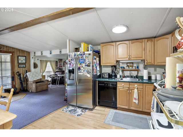 684 BEAR CREEK Rd, Cottage Grove, OR 97424