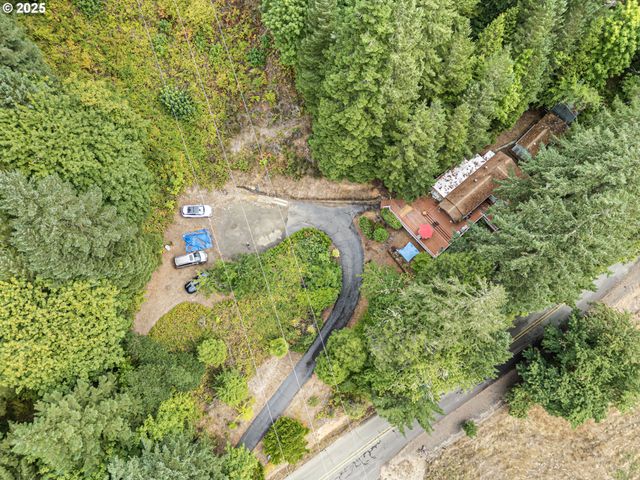 684 BEAR CREEK Rd, Cottage Grove, OR 97424