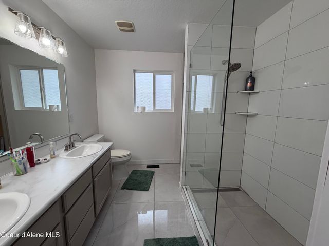 3442 W Calzado DR, Coeur D'alene, ID 83815