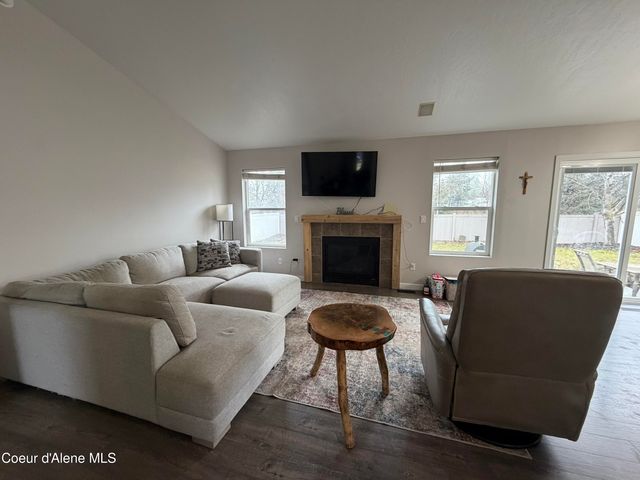 3442 W Calzado DR, Coeur D'alene, ID 83815