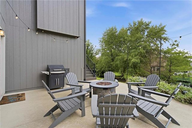 9784 Houston Street, Lenexa, KS 66227
