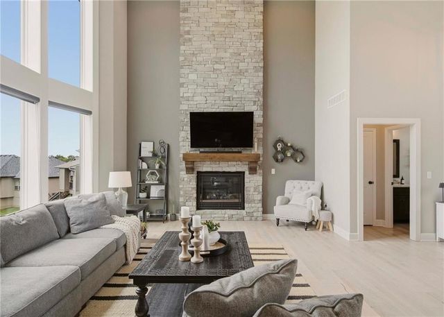 9784 Houston Street, Lenexa, KS 66227