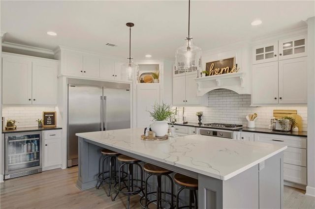 9784 Houston Street, Lenexa, KS 66227