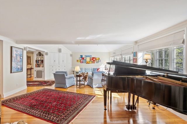 4 Stetson Street, Lexington, MA 02420