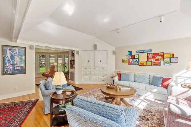 4 Stetson Street, Lexington, MA 02420