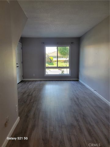 16862 B Coach Lane, Huntington Beach, CA 92649