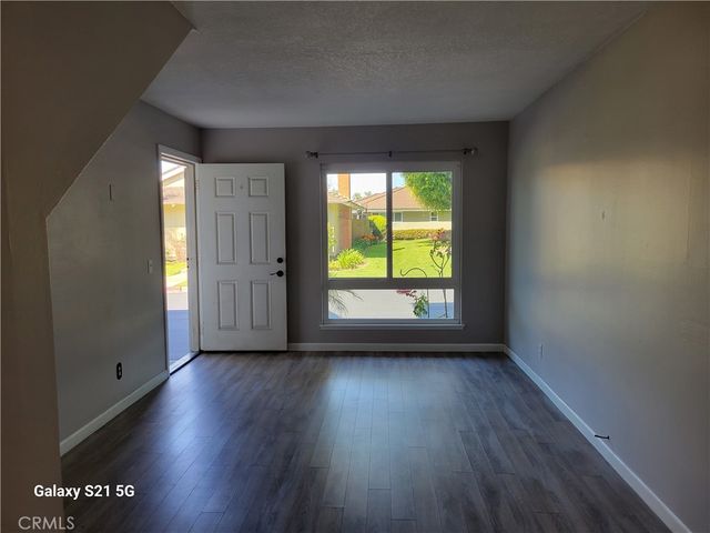 16862 B Coach Lane, Huntington Beach, CA 92649