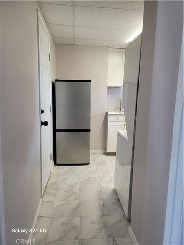 16862 B Coach Lane, Huntington Beach, CA 92649