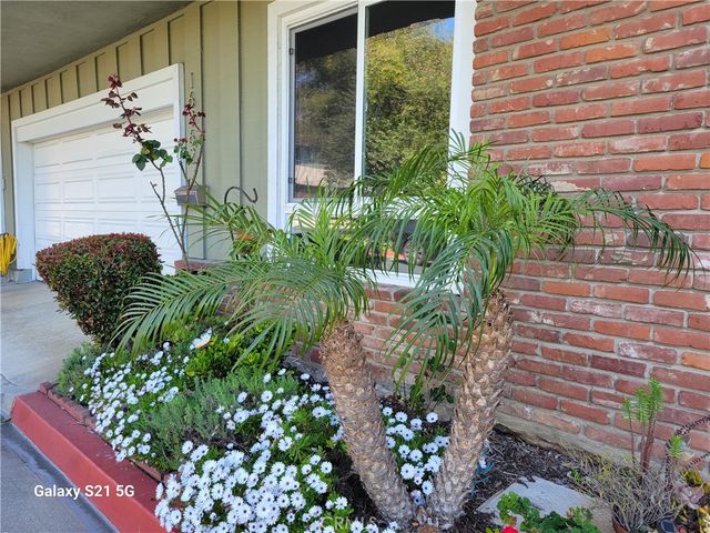 16862 B Coach Lane, Huntington Beach, CA 92649