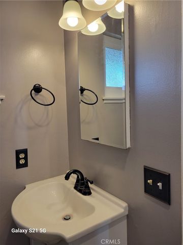 16862 B Coach Lane, Huntington Beach, CA 92649