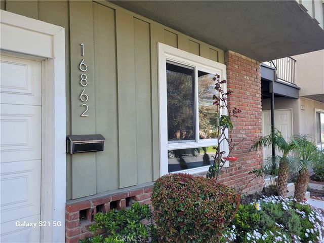 16862 B Coach Lane, Huntington Beach, CA 92649