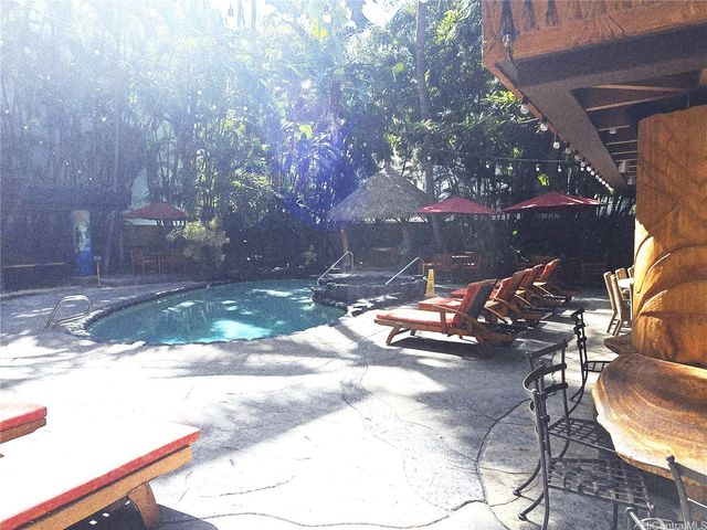 2425 Kuhio Avenue 503, Honolulu, HI 96815