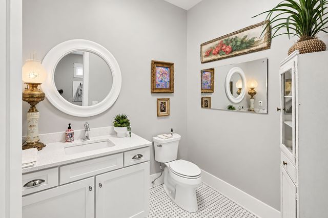 959 Caldwell Ln, Nashville, TN 37204