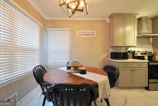 121 Mimosa Drive, Jenkinsburg, GA 30234