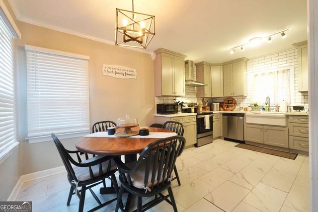 121 Mimosa Drive, Jenkinsburg, GA 30234