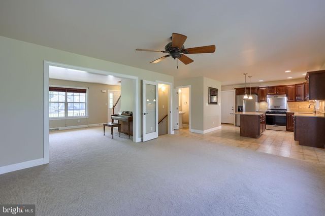 249 STEEPBANK RD, Lancaster, PA 17602