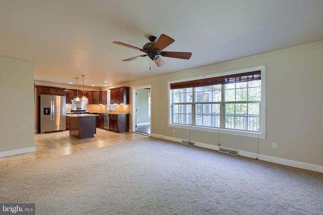 249 STEEPBANK RD, Lancaster, PA 17602