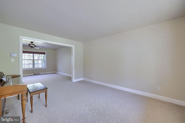249 STEEPBANK RD, Lancaster, PA 17602