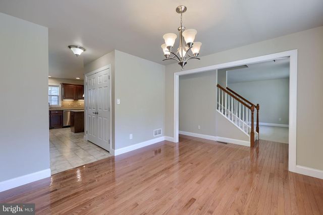 249 STEEPBANK RD, Lancaster, PA 17602