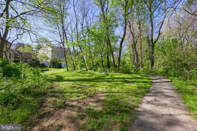 249 STEEPBANK RD, Lancaster, PA 17602