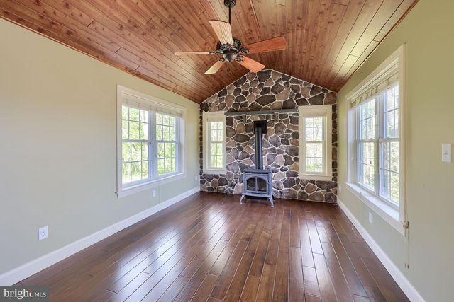 249 STEEPBANK RD, Lancaster, PA 17602
