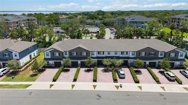 385 CAPE HONEYSUCKLE PLACE, Sanford, FL 32771