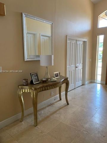 2501 NE 22nd St, Pompano Beach, FL 33062