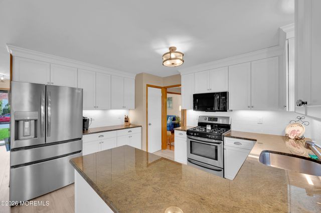 3 Ashford Court, Spring Lake Heights, NJ 07762
