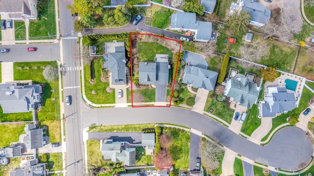 3 Ashford Court, Spring Lake Heights, NJ 07762