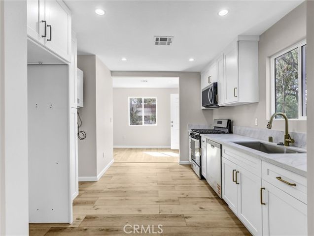 4126 E 1st, Los Angeles, CA 90063