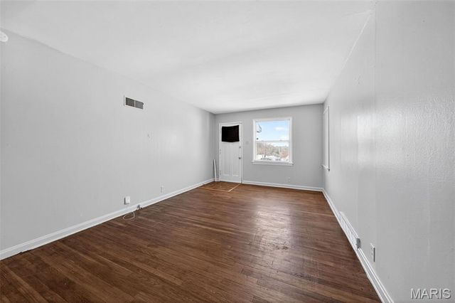 7439 Embury Court, Country Club Hills, MO 63136