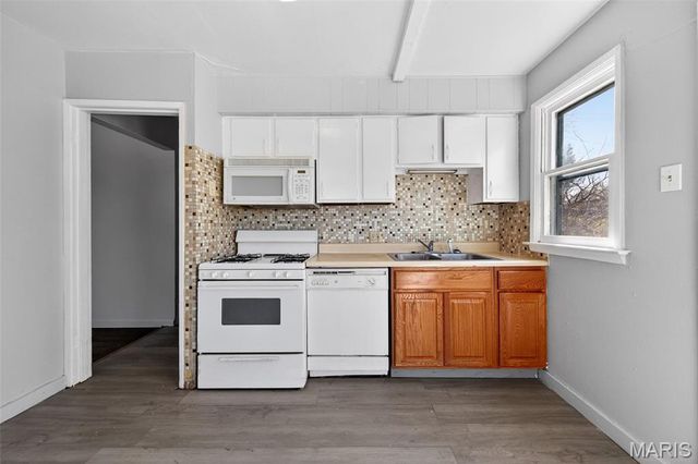 7439 Embury Court, Country Club Hills, MO 63136