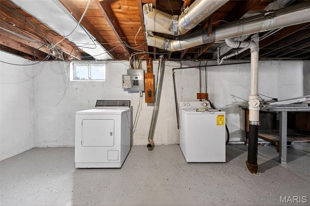 7439 Embury Court, Country Club Hills, MO 63136