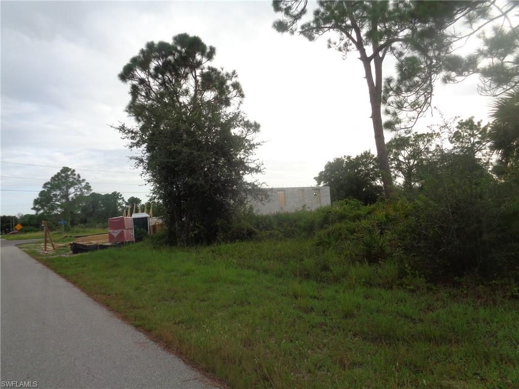 840 Naples AVE S, LEHIGH ACRES, FL 33974 — photo 4