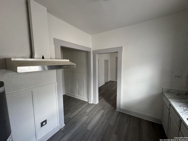 1610 Hays, San Antonio, TX 78202