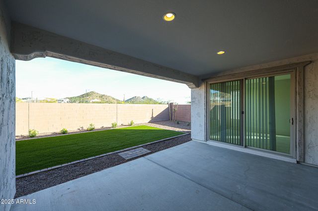 27633 N 71ST Avenue, Peoria, AZ 85383