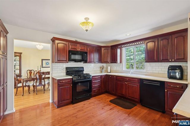 15 Ryan Lane, Lincoln Park Borough, NJ 07035