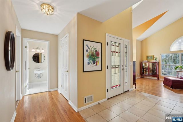 15 Ryan Lane, Lincoln Park Borough, NJ 07035