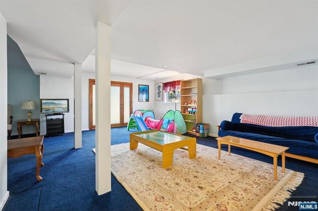 15 Ryan Lane, Lincoln Park Borough, NJ 07035