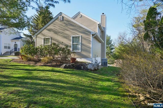 15 Ryan Lane, Lincoln Park Borough, NJ 07035