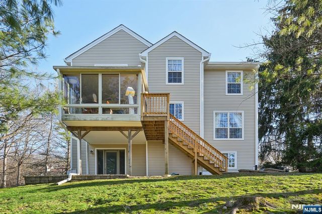 15 Ryan Lane, Lincoln Park Borough, NJ 07035