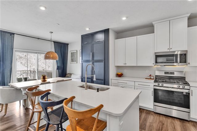 133 Melinda Ct, Ohio Twp, PA 15143