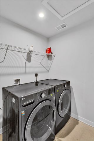 133 Melinda Ct, Ohio Twp, PA 15143