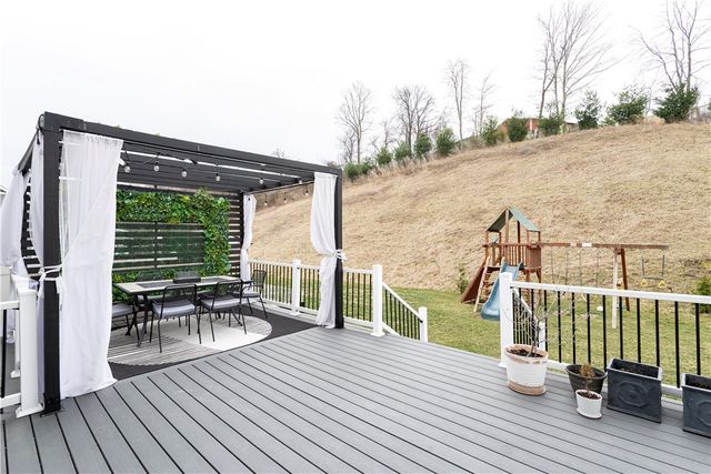 133 Melinda Ct, Ohio Twp, PA 15143