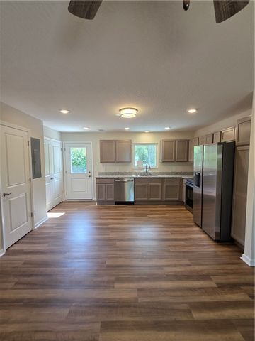 1511 Azalea Drive, Trotwood, OH 45417