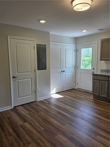 1511 Azalea Drive, Trotwood, OH 45417