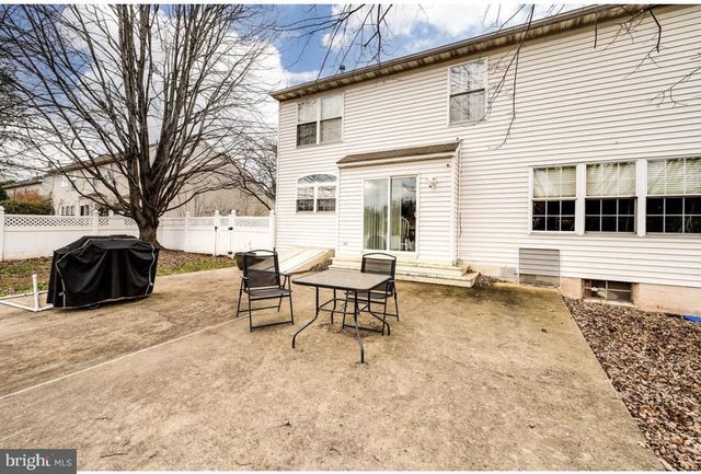 390 WINGSPREAD DR, Reading, PA 19606