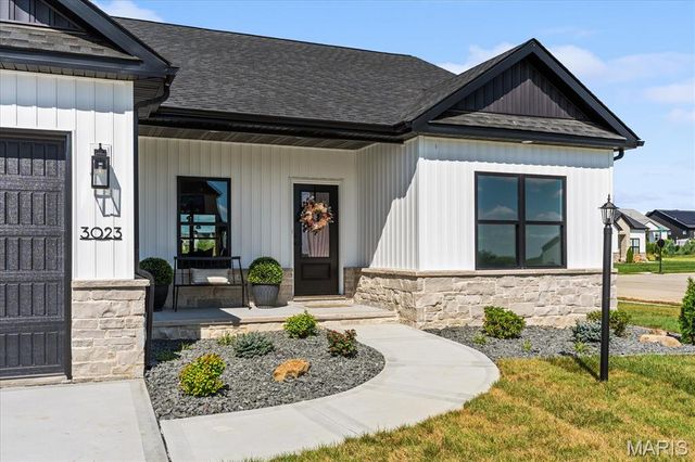 3023 Mobile Drive, Glen Carbon, IL 62034