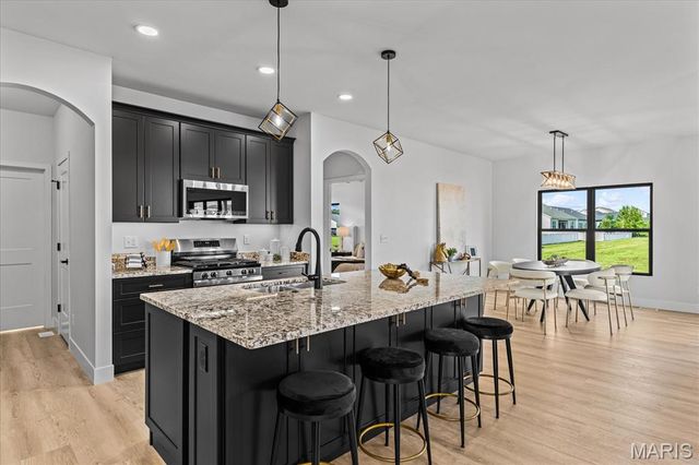 3023 Mobile Drive, Glen Carbon, IL 62034