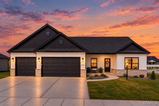 3023 Mobile Drive, Glen Carbon, IL 62034